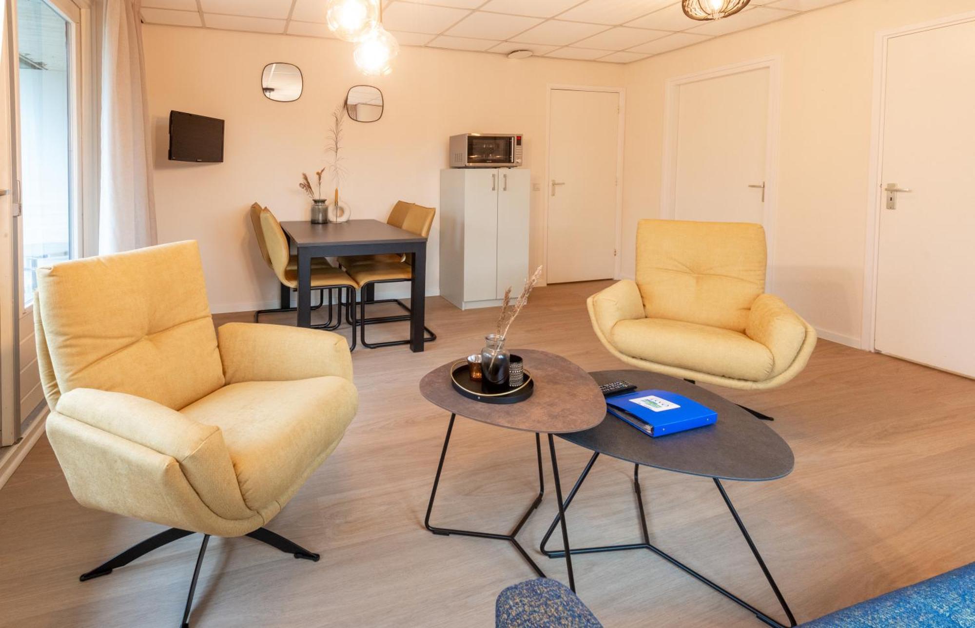 Appartementen Zuiderstrand 佐特兰德 外观 照片